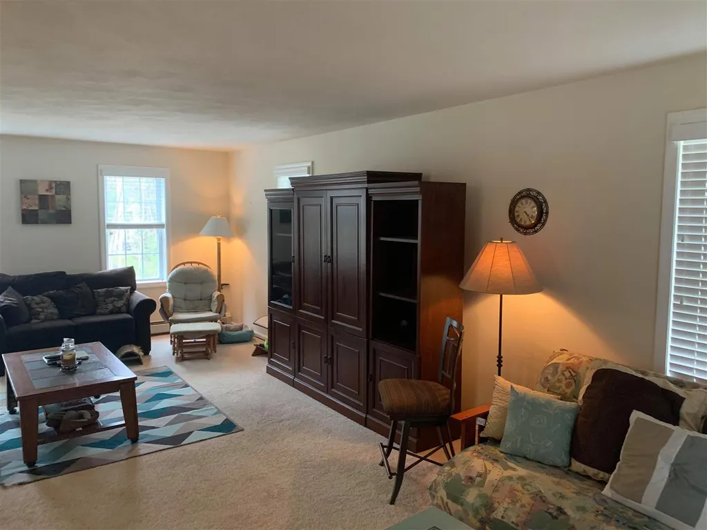 12 Fox Ridge Road Epping NH 03042