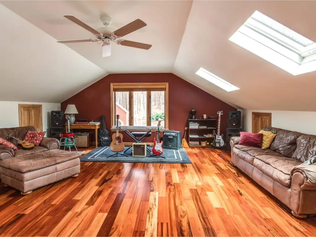 568 Patton Woods Road Charlotte VT 05445