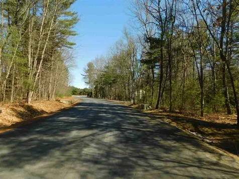 34 River Road Rollinsford NH 03869