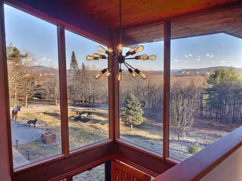 881 Morgan Hill Road New London NH 03257