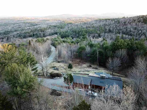 881 Morgan Hill Road New London NH 03257