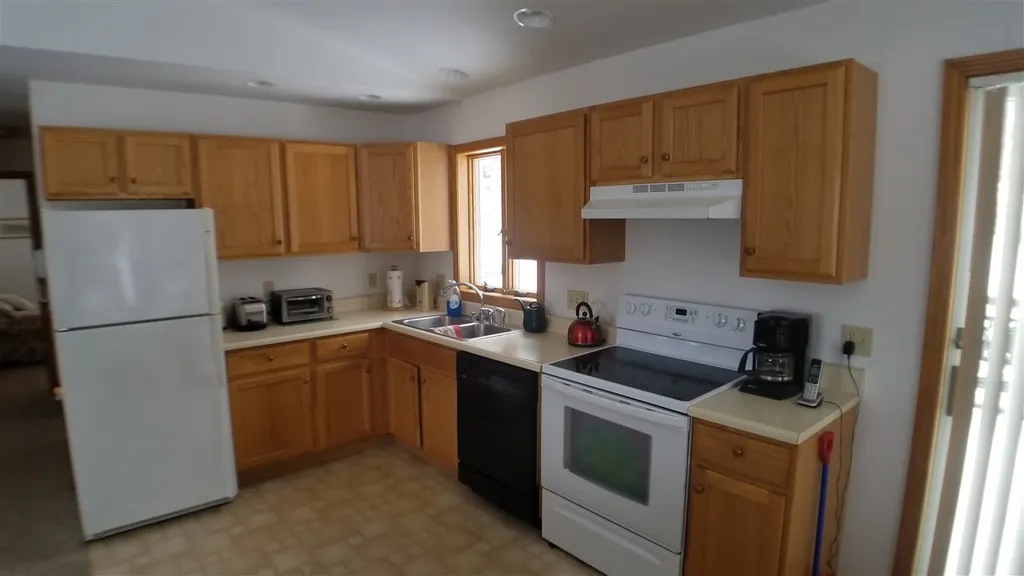 50 Village Road Shelburne NH 03581