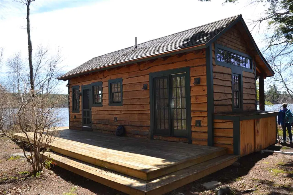 1 Littlest Mud Island Wolfeboro NH 03894