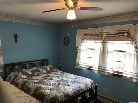 10 Edward Heights Brattleboro VT 05301