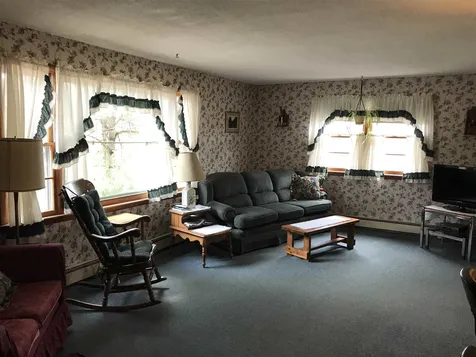 10 Edward Heights Brattleboro VT 05301
