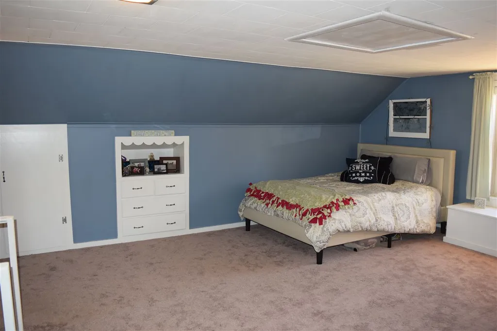 206 Glenwood Avenue Manchester NH 03102