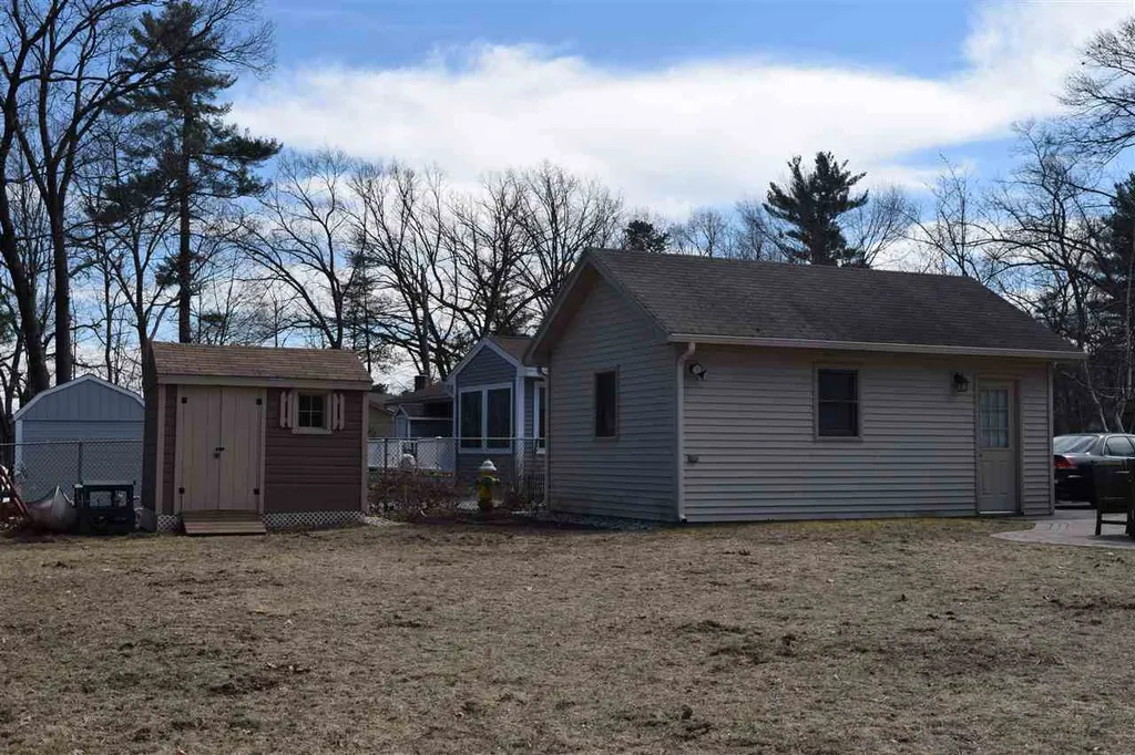 206 Glenwood Avenue Manchester NH 03102