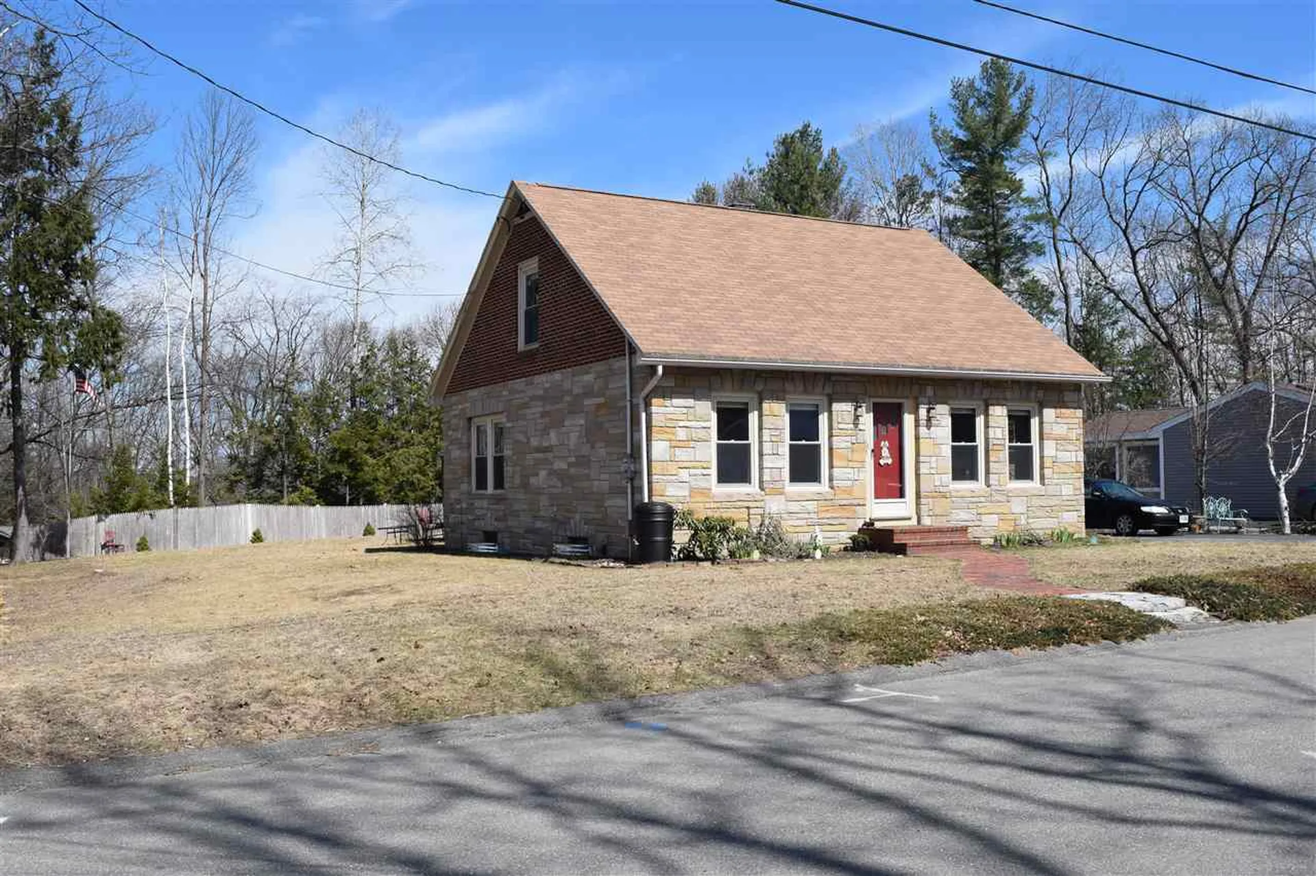 206 Glenwood Avenue Manchester NH 03102