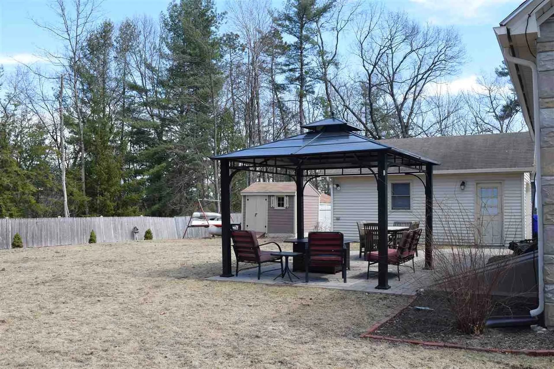 206 Glenwood Avenue Manchester NH 03102