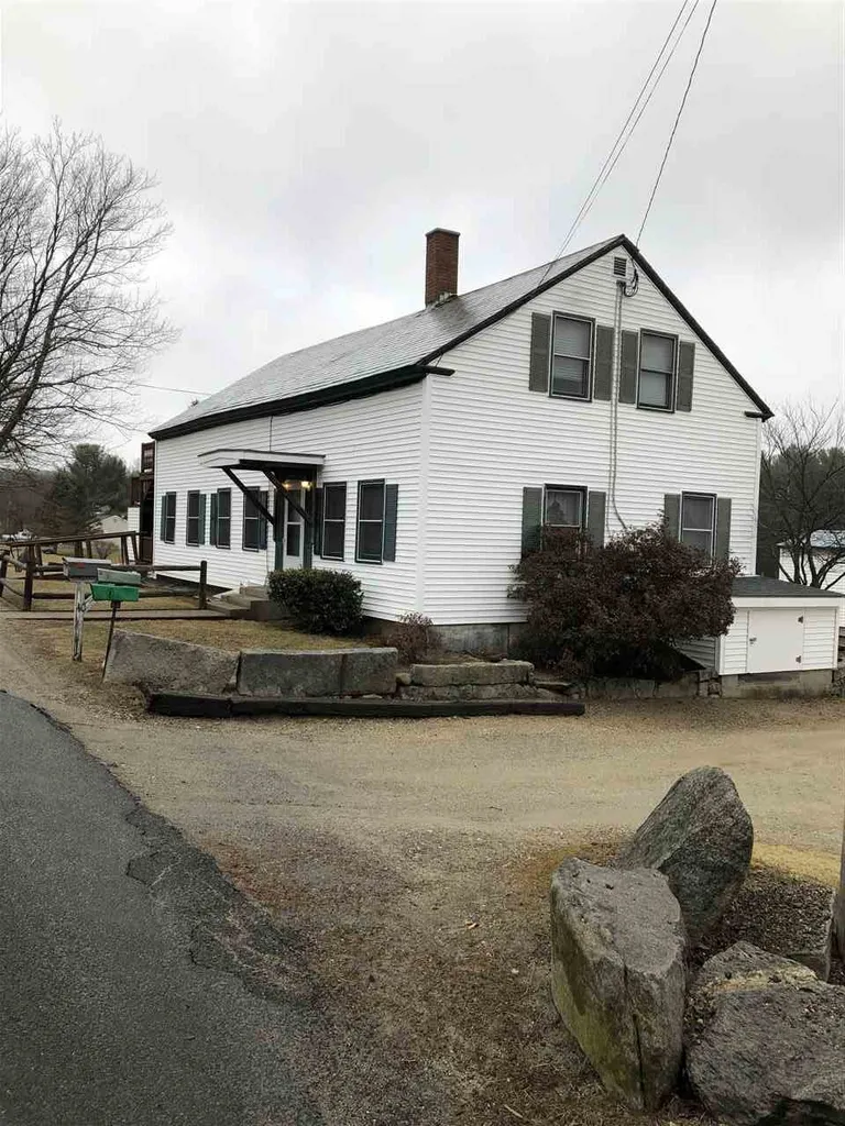 40 Old Richmond Road Swanzey NH 03446
