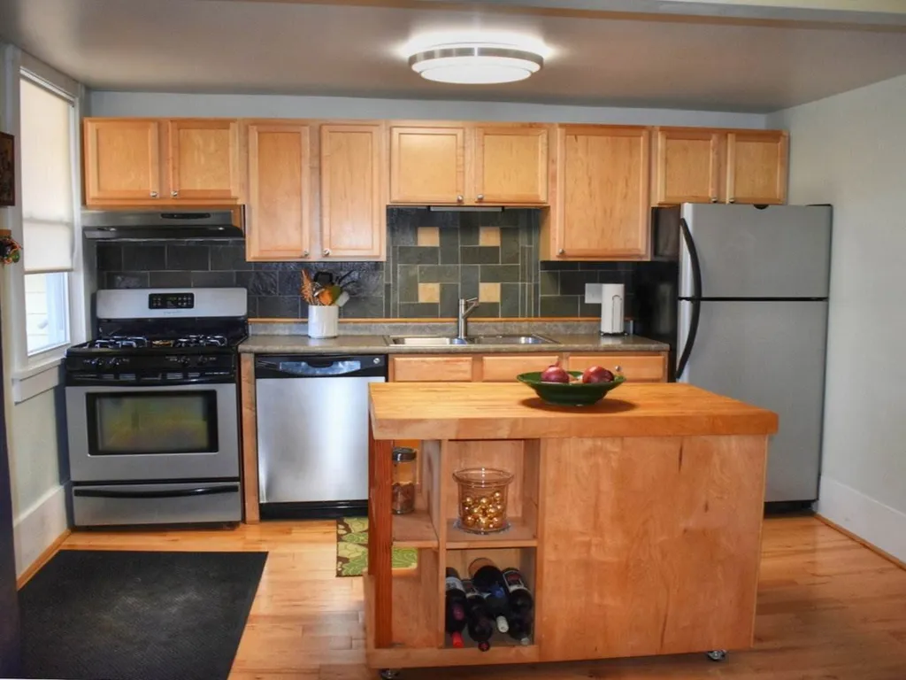 5 Gosse Court Burlington VT 05408