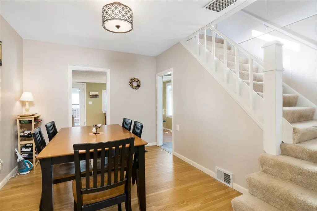 39 Westward Drive Burlington VT 05408