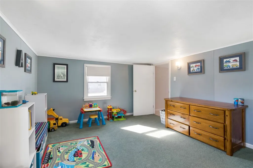 39 Westward Drive Burlington VT 05408