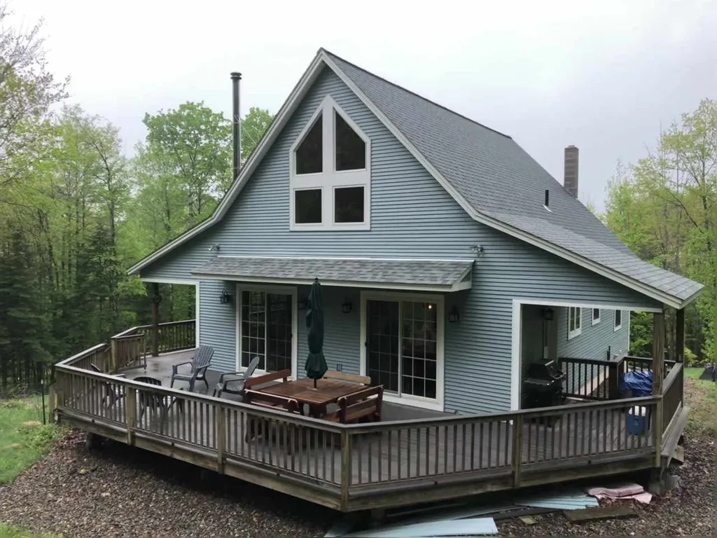 20 Greene Road Langdon NH 03602