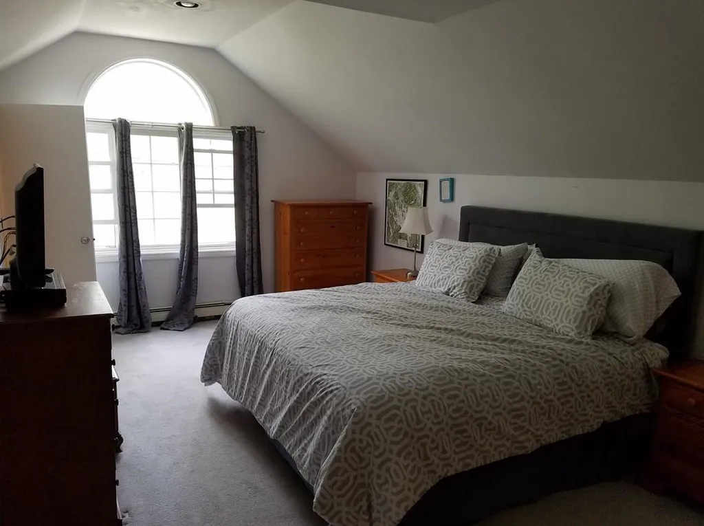 53 Suissevale Avenue Moultonborough NH 03254