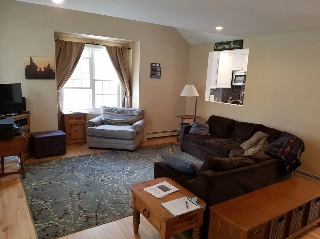 53 Suissevale Avenue Moultonborough NH 03254
