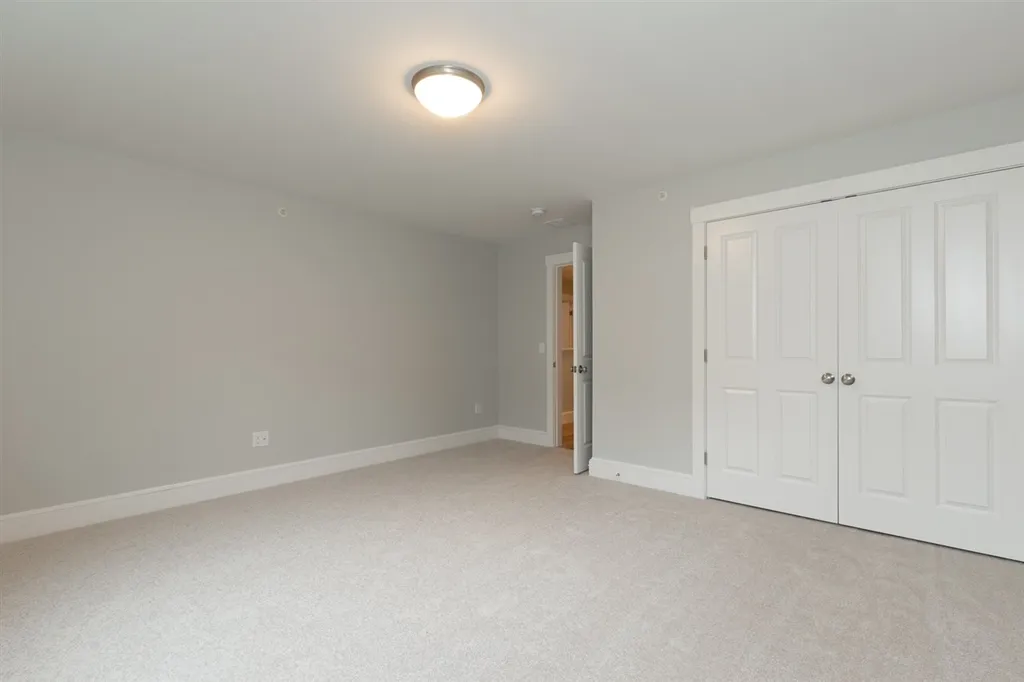 1177 Sagamore Avenue Portsmouth NH 03801