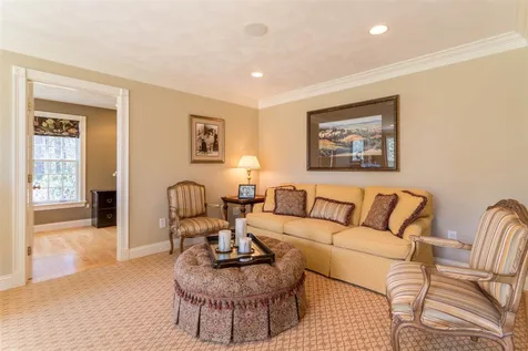 10 Squier Drive North Hampton NH 03862