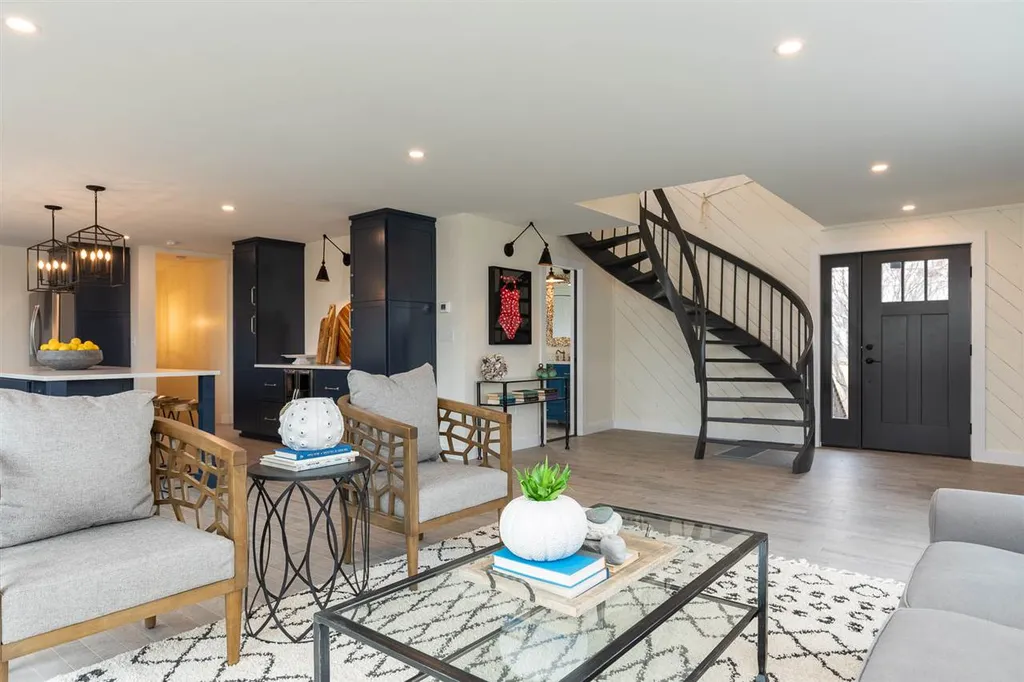 4 Highland Park Avenue Rye NH 03870