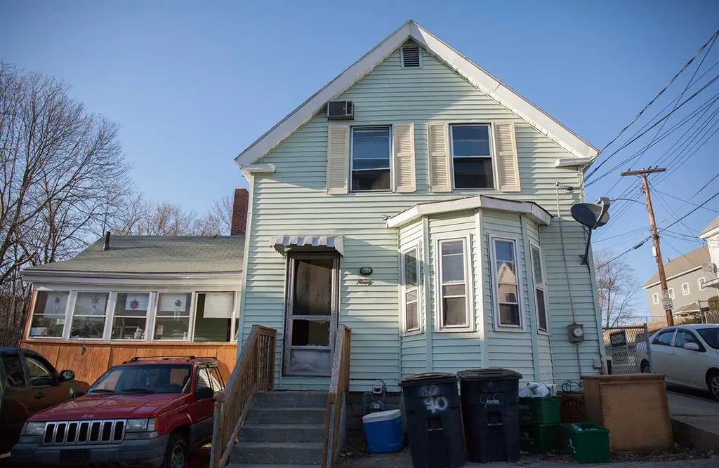90 Chandler Street Nashua NH 03064