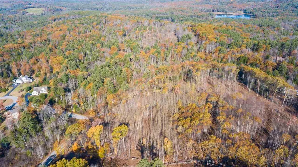 15 Hot Hole Pond Road Concord NH 03301