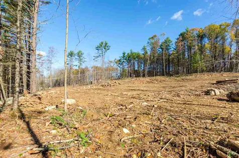 15 Hot Hole Pond Road Concord NH 03301