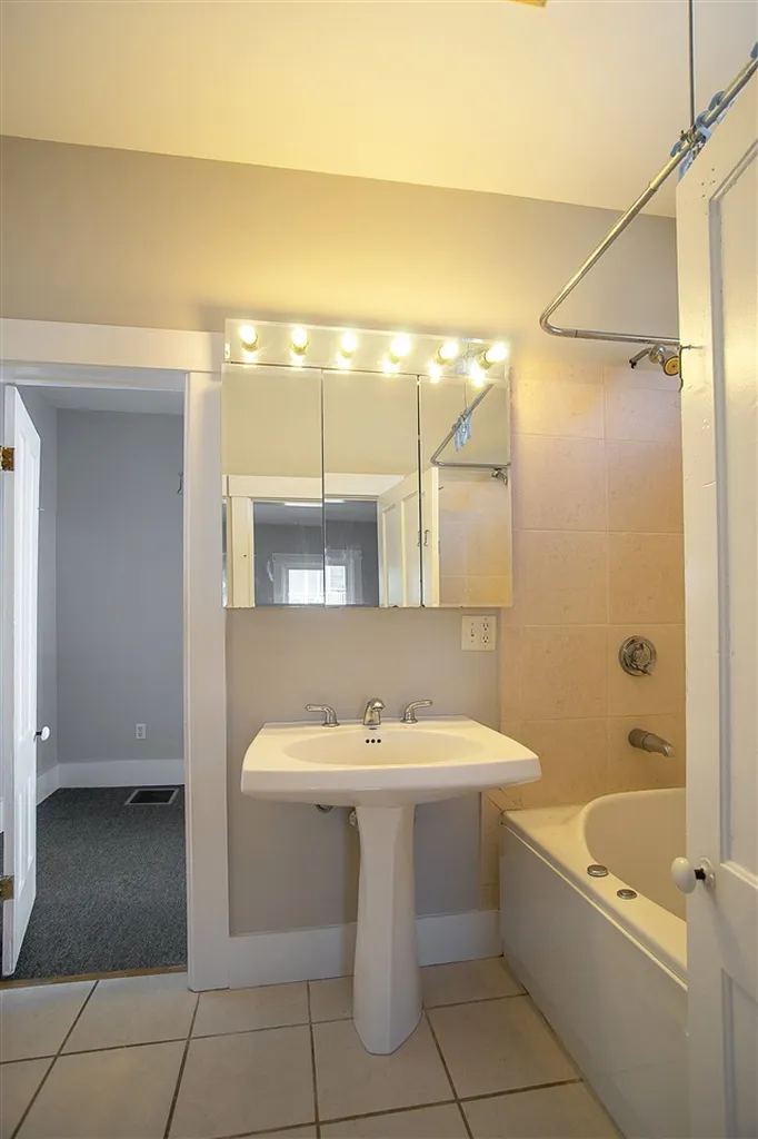 46 Washington Street Brattleboro VT 05301