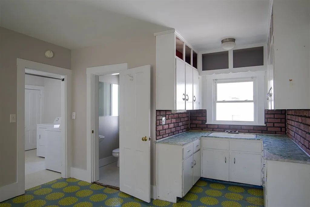 46 Washington Street Brattleboro VT 05301
