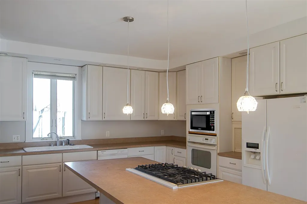 46 Washington Street Brattleboro VT 05301