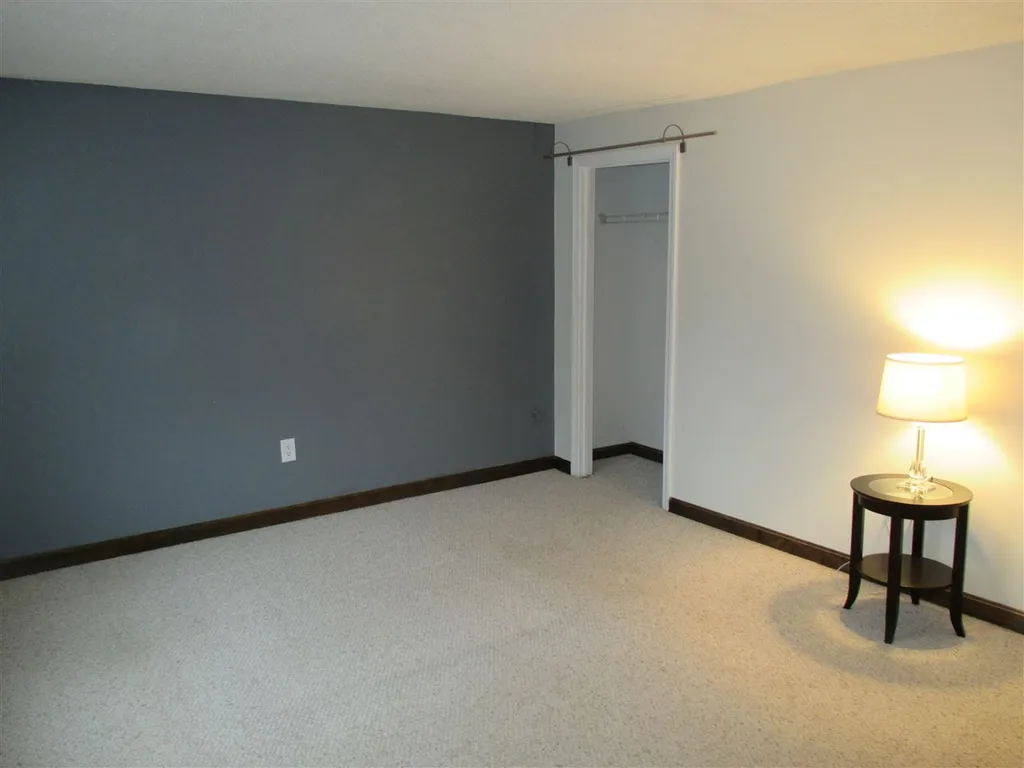 12 Cedarbrook Village Rochester NH 03867