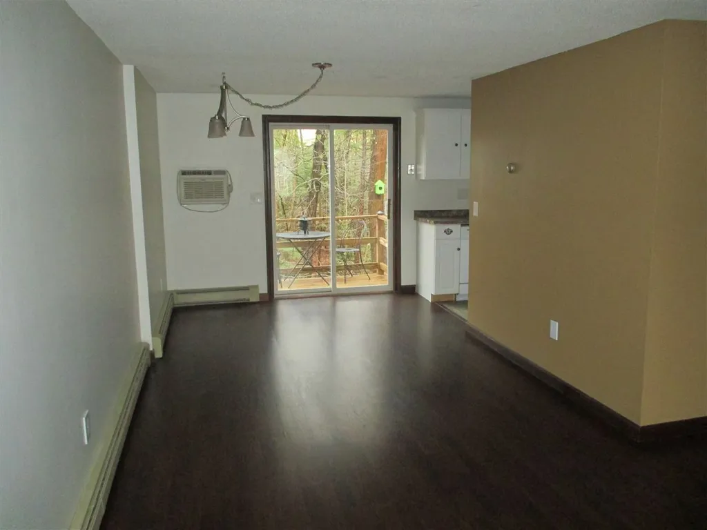 12 Cedarbrook Village Rochester NH 03867