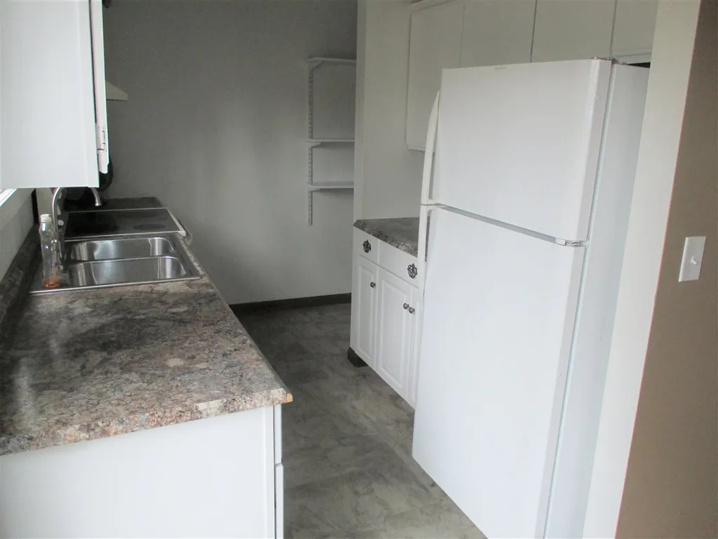 12 Cedarbrook Village Rochester NH 03867