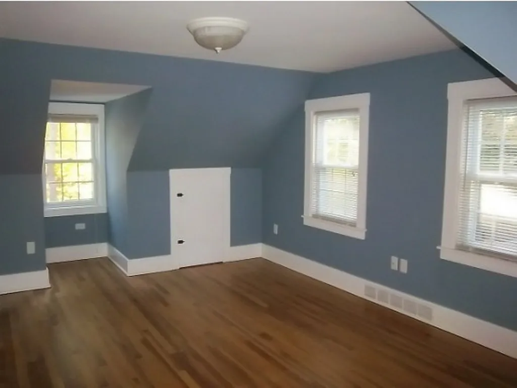33 Old Bristol Road New Hampton NH 03256