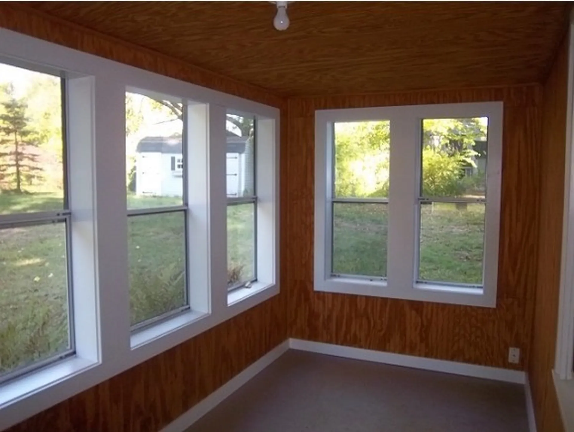 33 Old Bristol Road New Hampton NH 03256