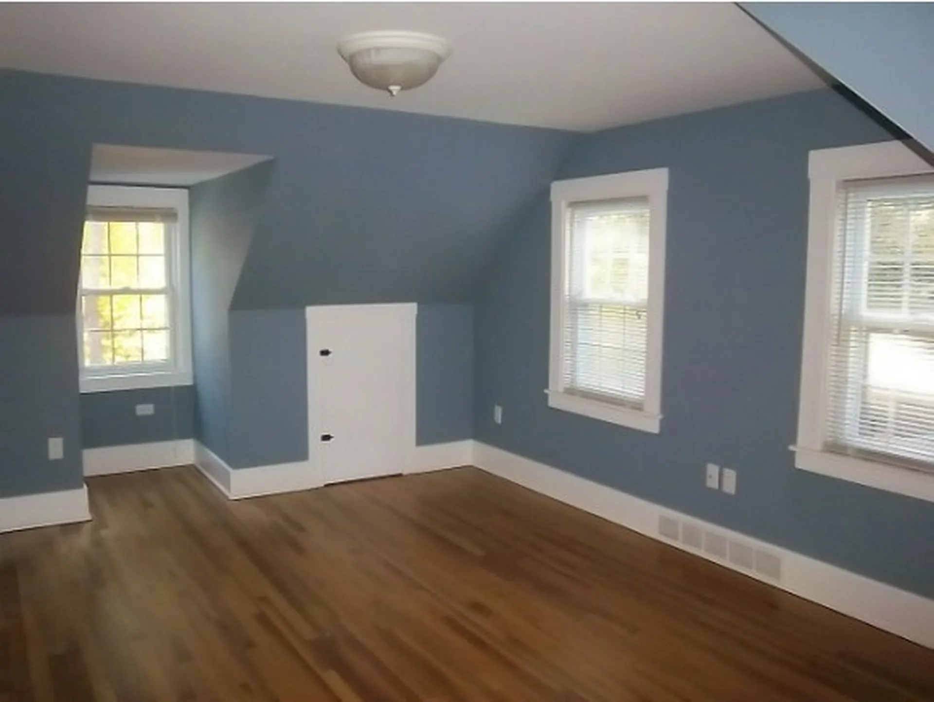 33 Old Bristol Road New Hampton NH 03256