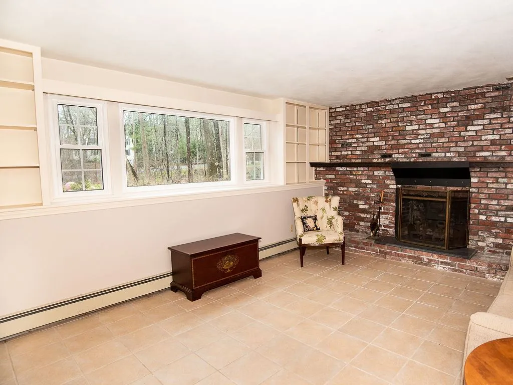 5 Meserve Road Durham NH 03824