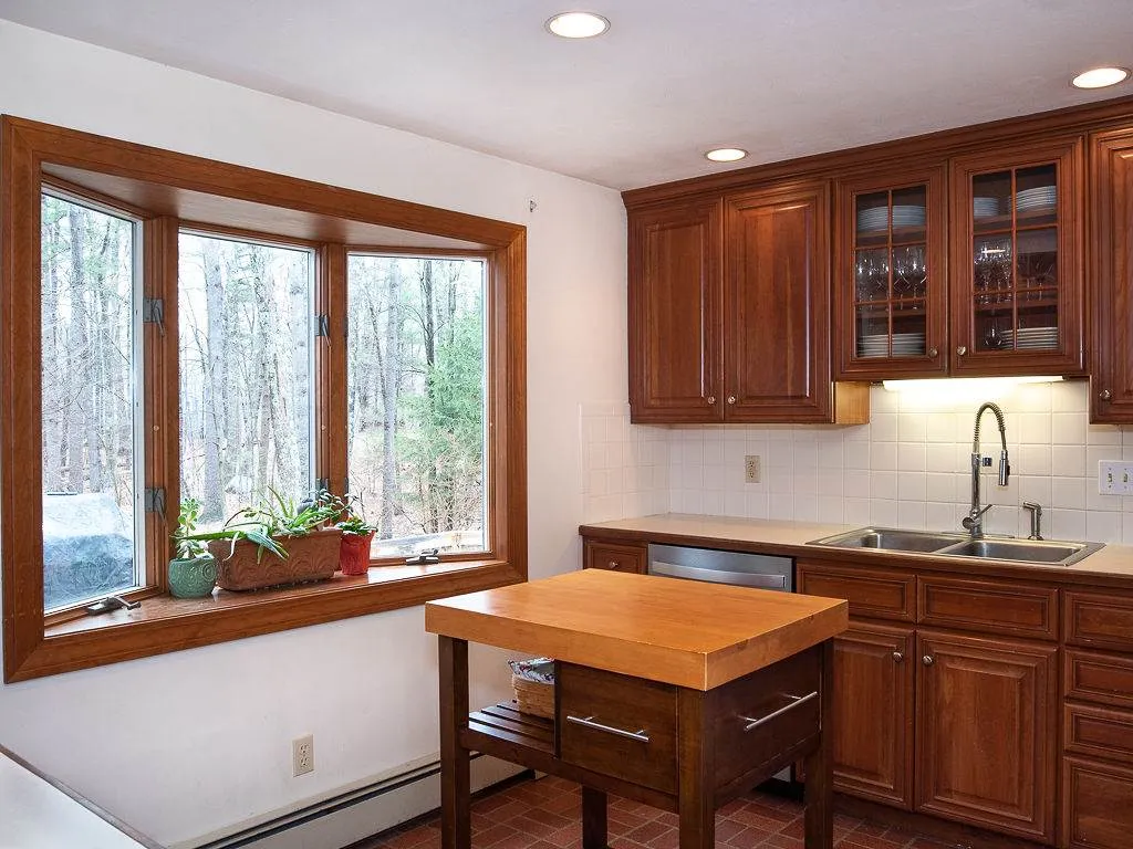 5 Meserve Road Durham NH 03824