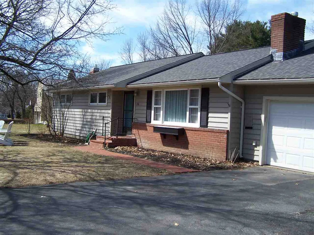 176 Shore Road Burlington VT 05408