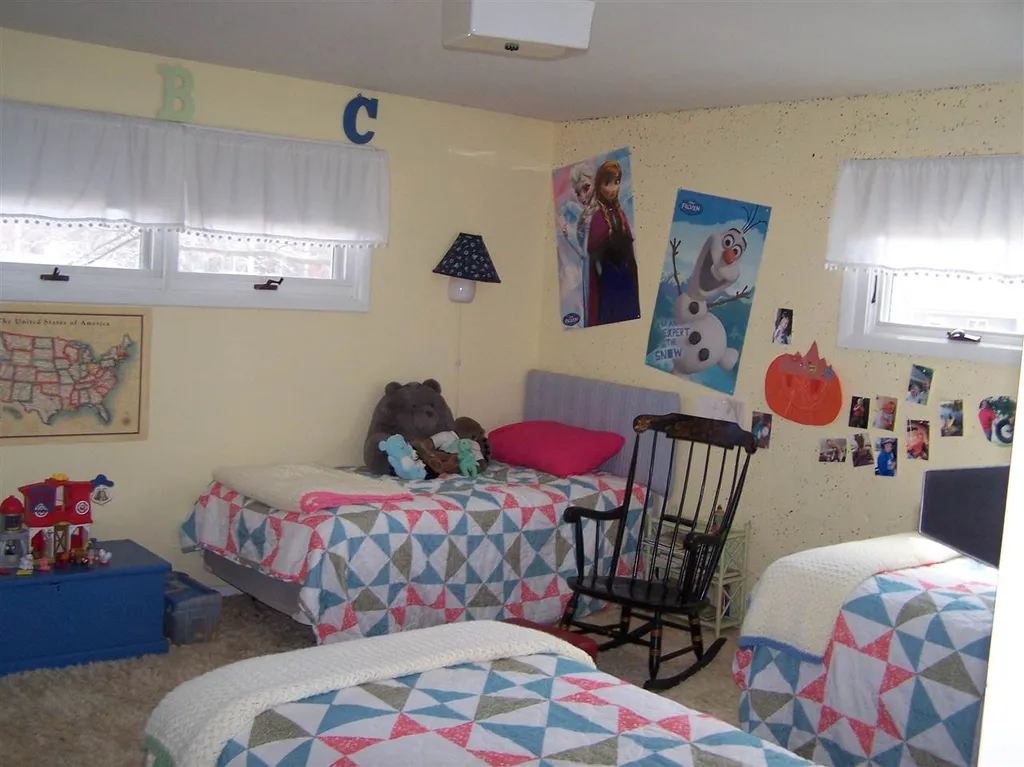 176 Shore Road Burlington VT 05408