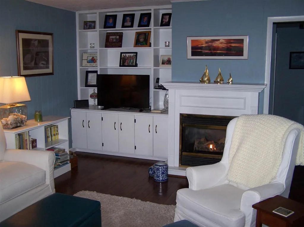176 Shore Road Burlington VT 05408