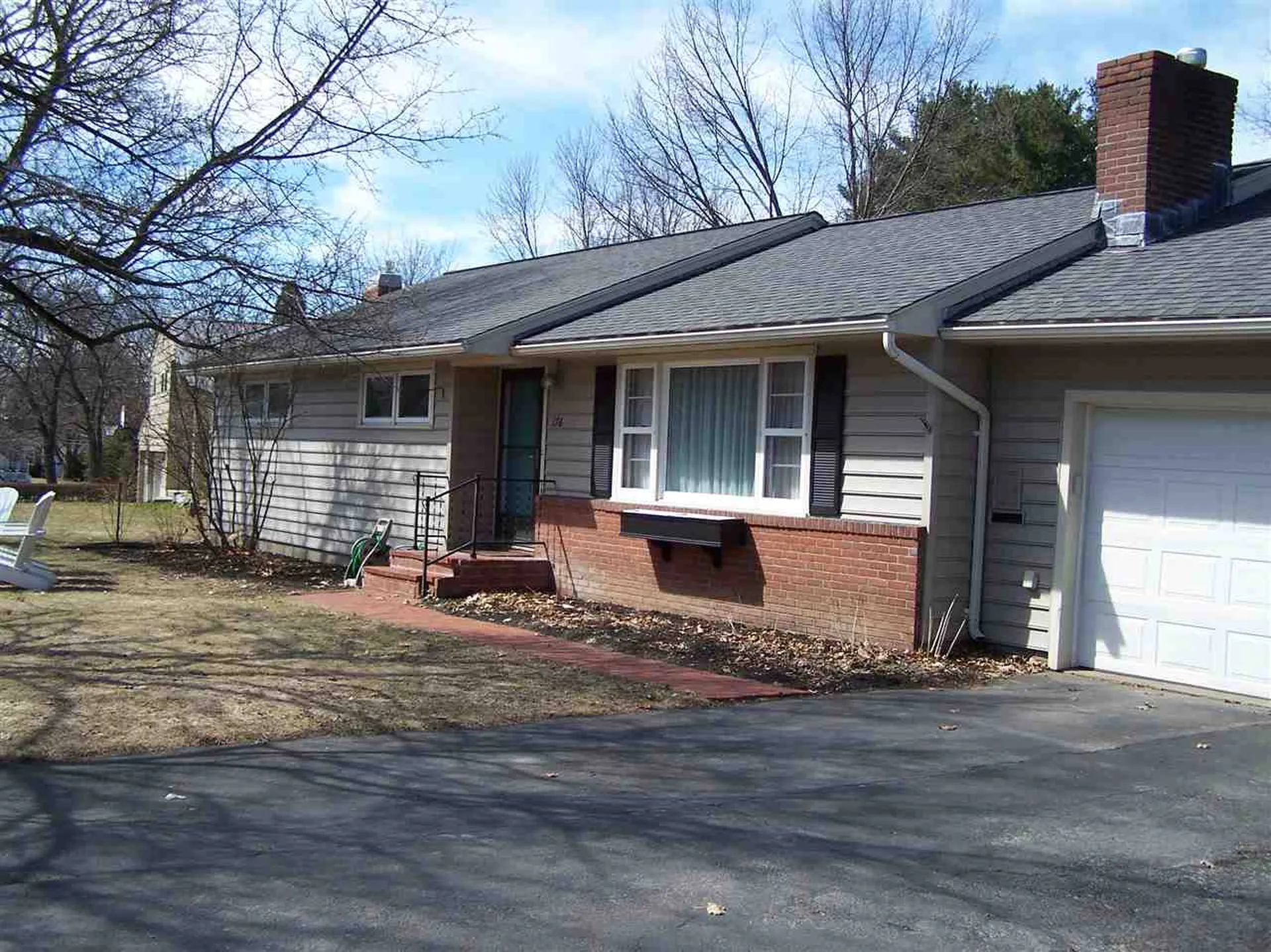 176 Shore Road Burlington VT 05408