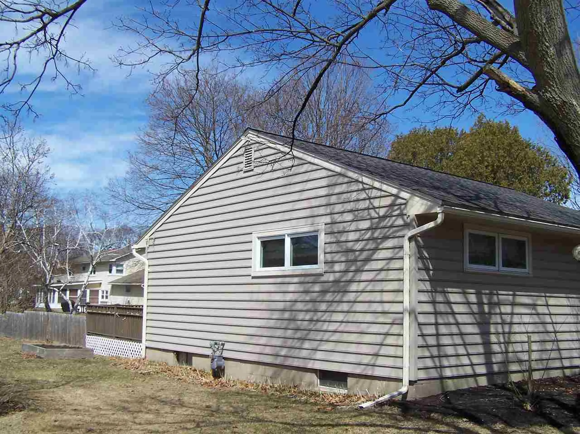 176 Shore Road Burlington VT 05408
