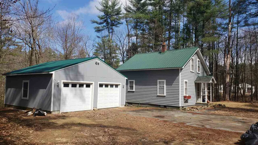 156 Greenhill Road Barrington NH 03825