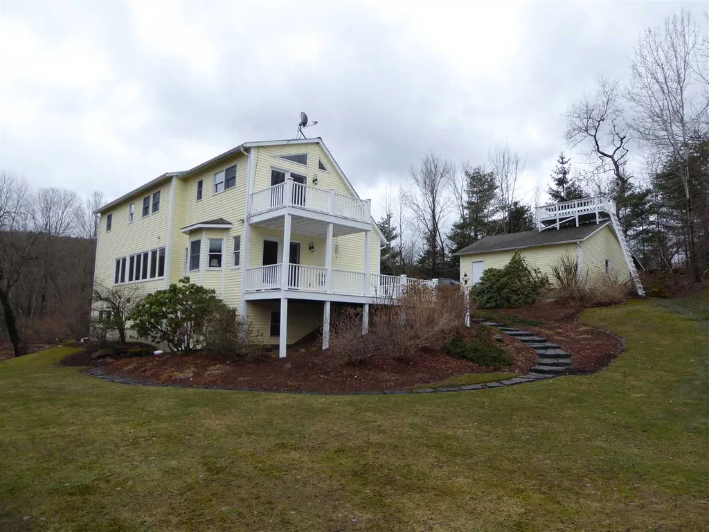 142 Taft Road Huntington VT 05462