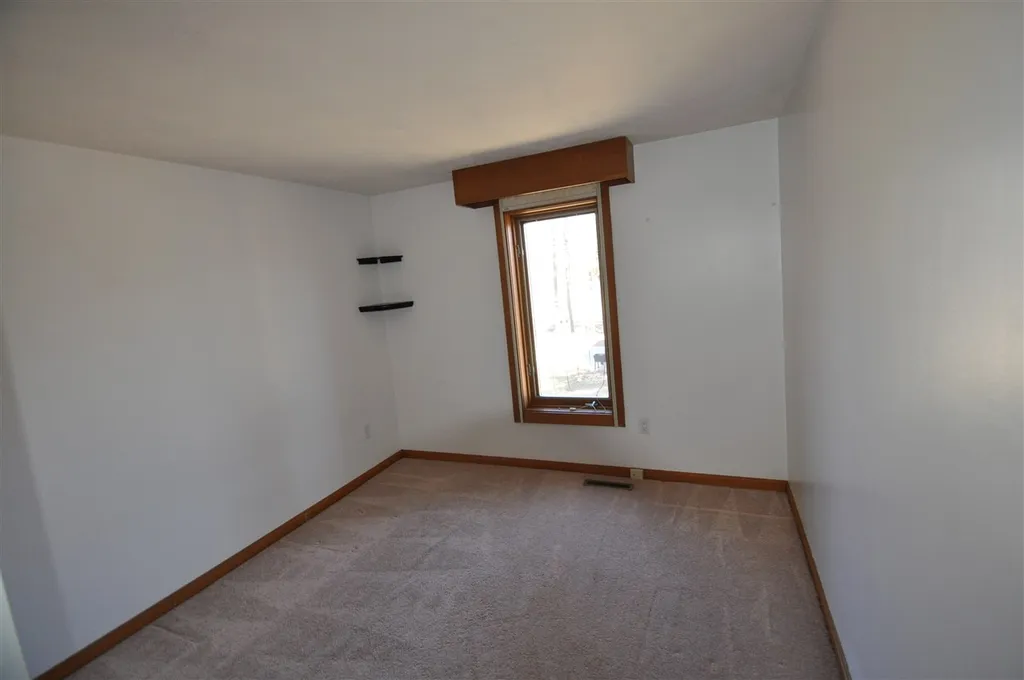 28 Wellesley Drive Milford NH 03055