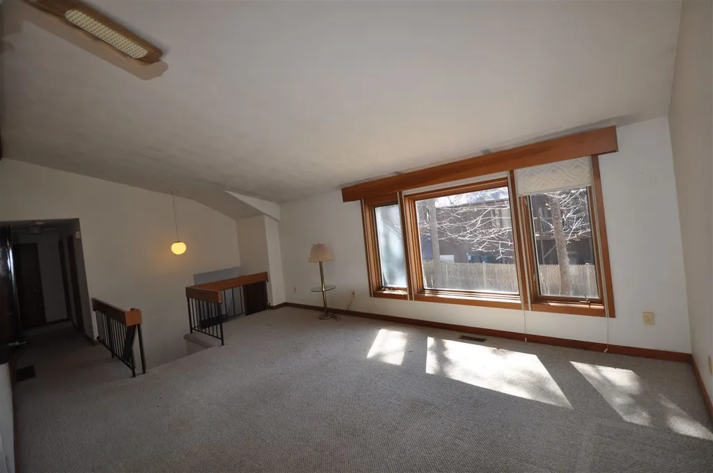 28 Wellesley Drive Milford NH 03055