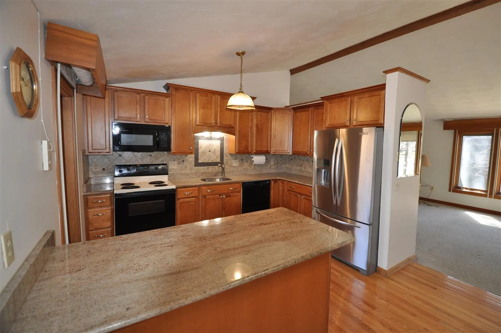 28 Wellesley Drive Milford NH 03055