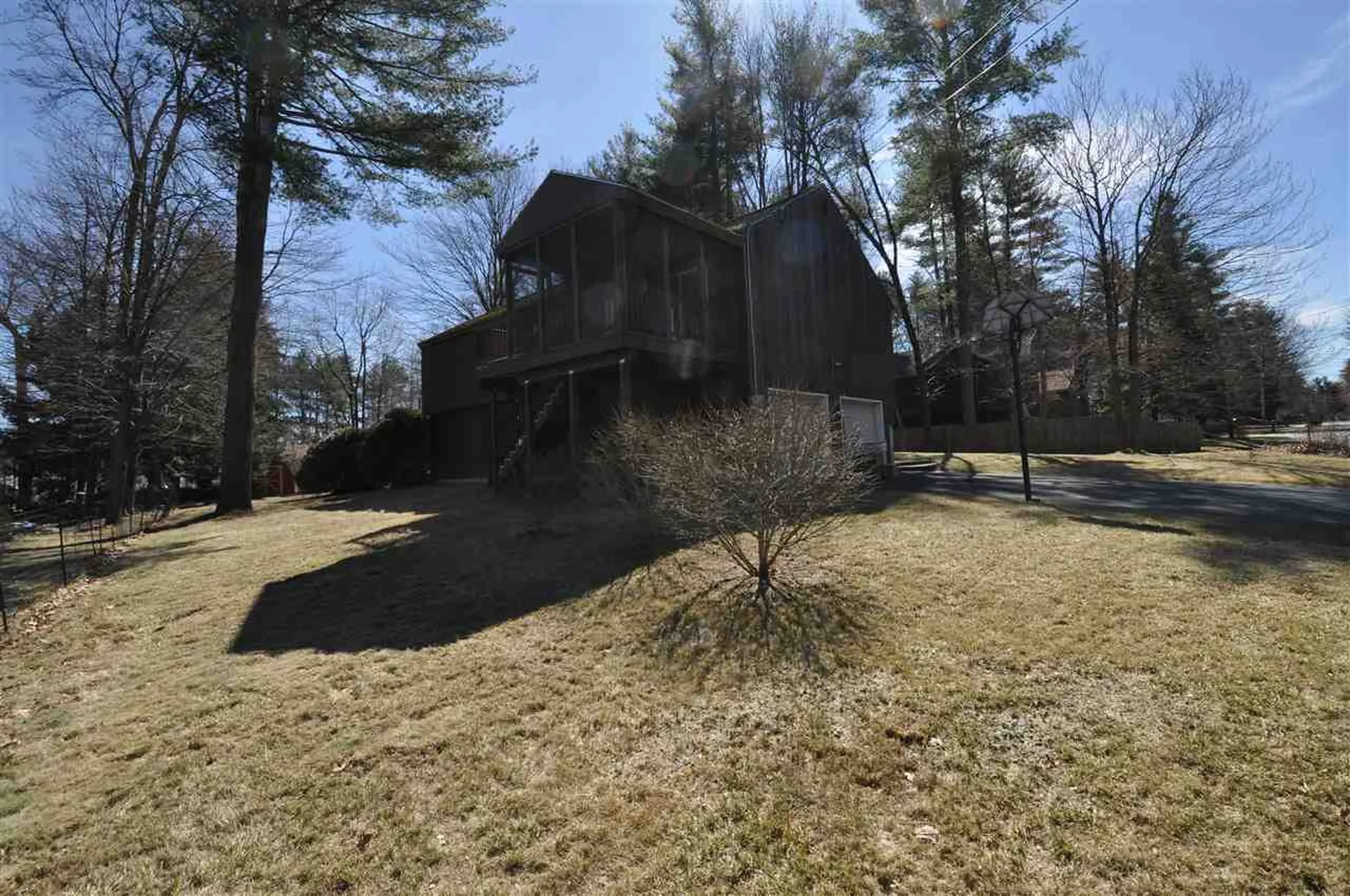 28 Wellesley Drive Milford NH 03055