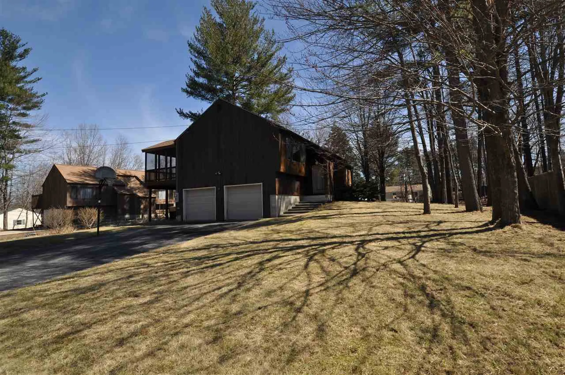 28 Wellesley Drive Milford NH 03055