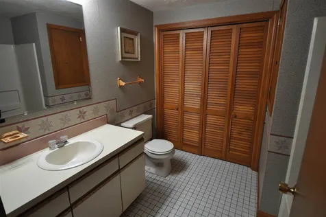 28 Wellesley Drive Milford NH 03055